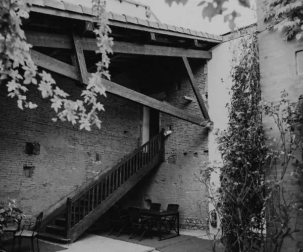 Le Domaine Des Marcoujans Отель типа 