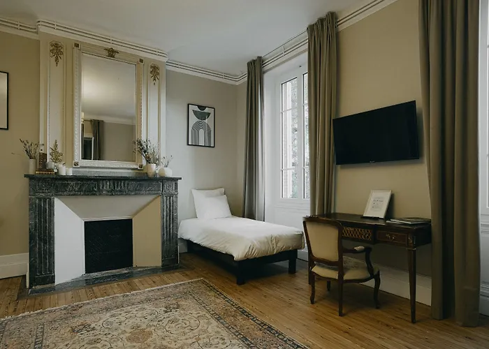 Le Domaine Des Marcoujans 4* Saint-Elix-le-Chateau