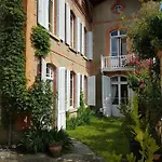 Le Domaine Des Marcoujans Couette-café