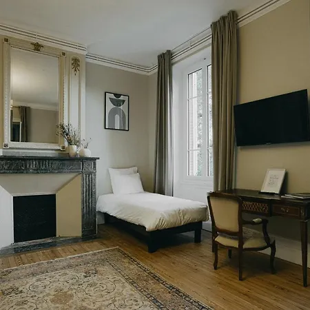 Le Domaine Des Marcoujans 4*