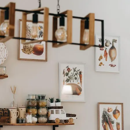 Le Domaine Des Marcoujans 住宿加早餐酒店 Saint-Elix-le-Chateau