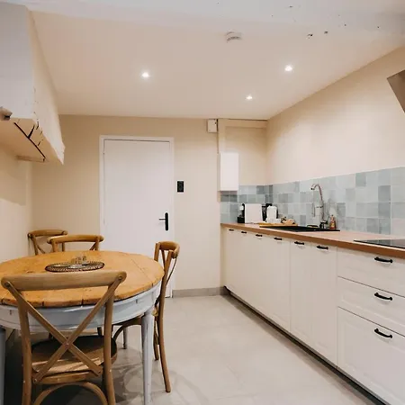 Le Domaine Des Marcoujans Frühstückspension 4*