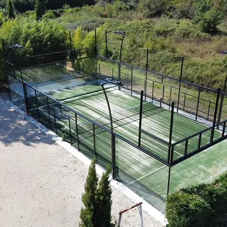 Le Domaine Des Marcoujans Panzió 4*