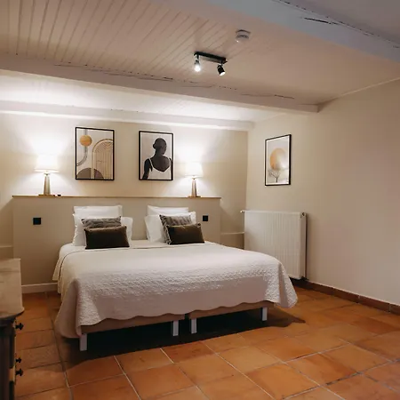 Le Domaine Des Marcoujans 住宿加早餐酒店 4*