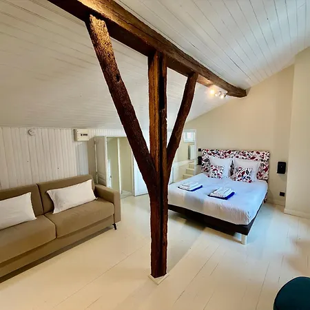 Le Domaine Des Marcoujans